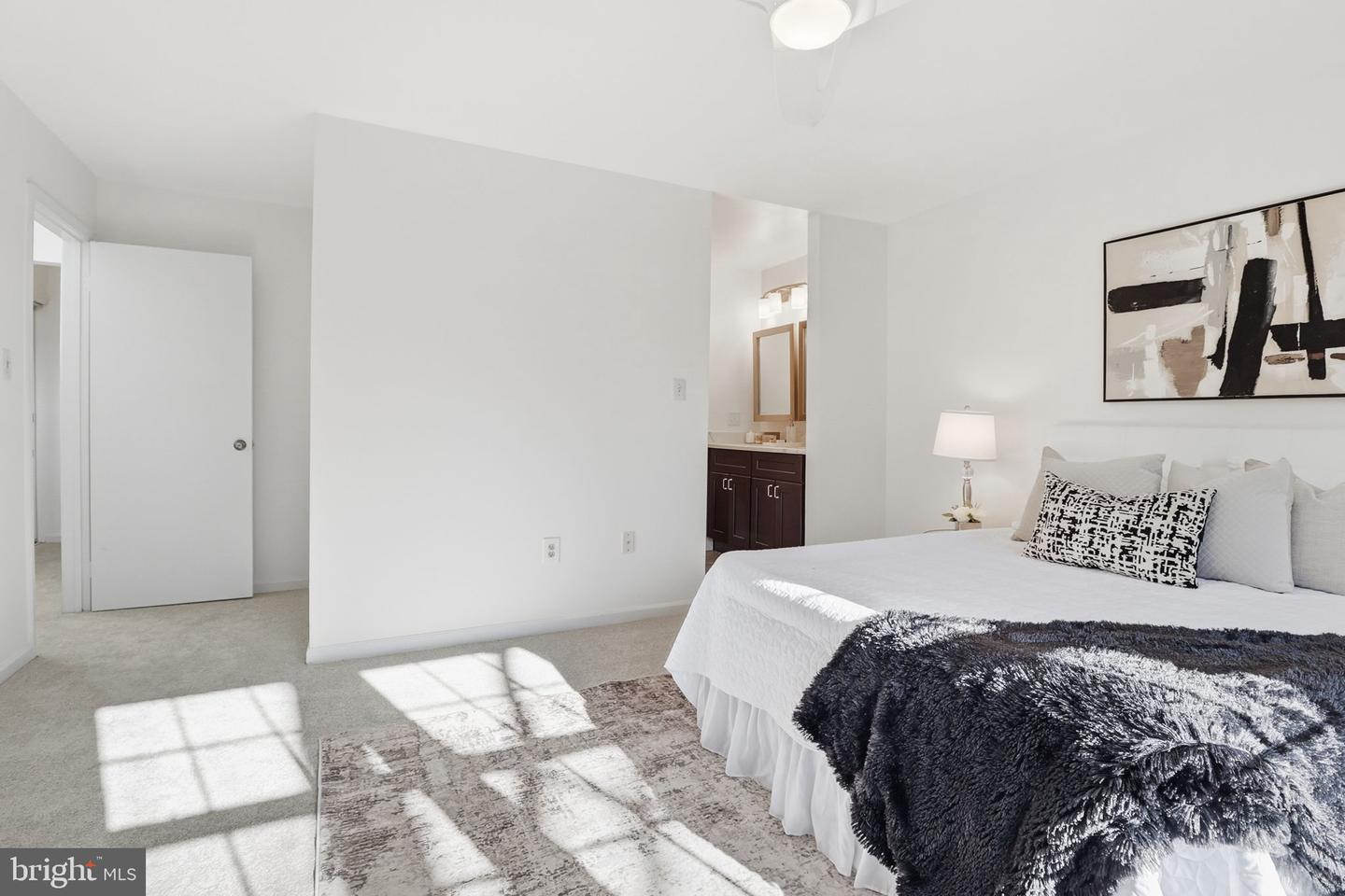 5207 RUFFNER WOODS CT, BURKE, Virginia 22015, 4 Bedrooms Bedrooms, ,3 BathroomsBathrooms,Residential,For sale,5207 RUFFNER WOODS CT,VAFX2285276 MLS # VAFX2285276