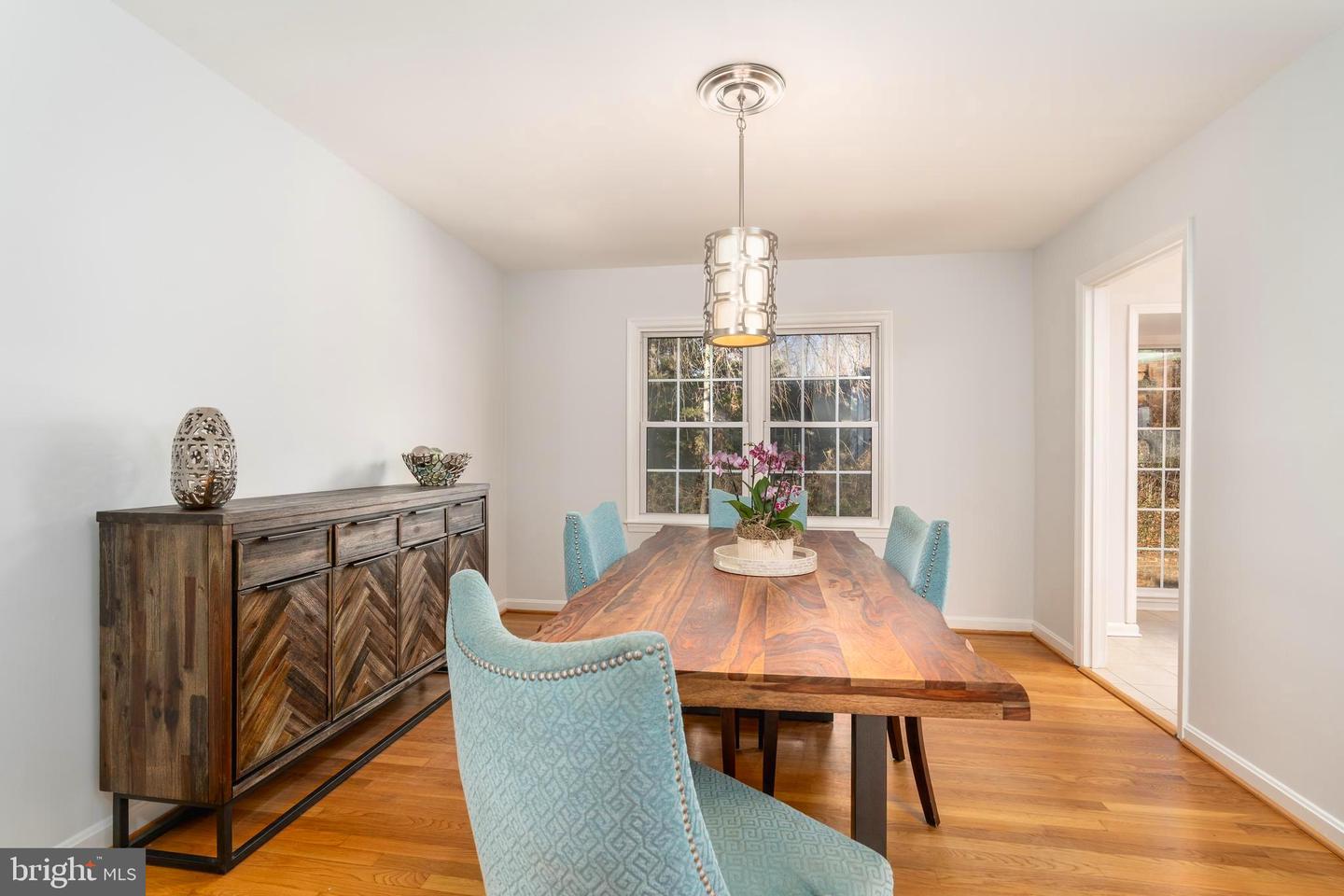 7414 ELDORADO ST, MCLEAN, Virginia 22102, 3 Bedrooms Bedrooms, 8 Rooms Rooms,3 BathroomsBathrooms,Residential,For sale,7414 ELDORADO ST,VAFX2285474 MLS # VAFX2285474 7414 ELDORADO ST, MCLEAN, Virginia 22102, 3 Bedrooms Bedrooms, 8 Rooms Rooms,3 BathroomsBathrooms,Residential,For sale,7414 ELDORADO ST,VAFX2285474 MLS # VAFX2285474