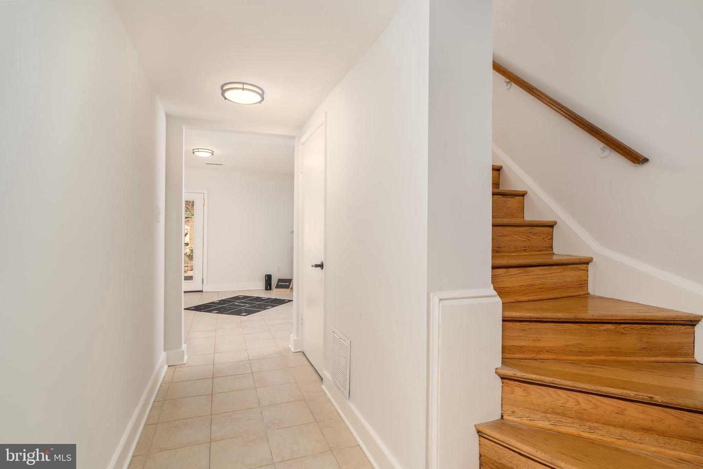 7414 ELDORADO ST, MCLEAN, Virginia 22102, 3 Bedrooms Bedrooms, 8 Rooms Rooms,3 BathroomsBathrooms,Residential,For sale,7414 ELDORADO ST,VAFX2285474 MLS # VAFX2285474 7414 ELDORADO ST, MCLEAN, Virginia 22102, 3 Bedrooms Bedrooms, 8 Rooms Rooms,3 BathroomsBathrooms,Residential,For sale,7414 ELDORADO ST,VAFX2285474 MLS # VAFX2285474