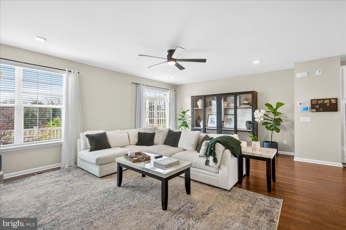 7452 WILMER WAY, MANASSAS, Virginia 20109, 3 Bedrooms Bedrooms, ,3 BathroomsBathrooms,Residential,For sale,7452 WILMER WAY,VAPW2110468 MLS # VAPW2110468