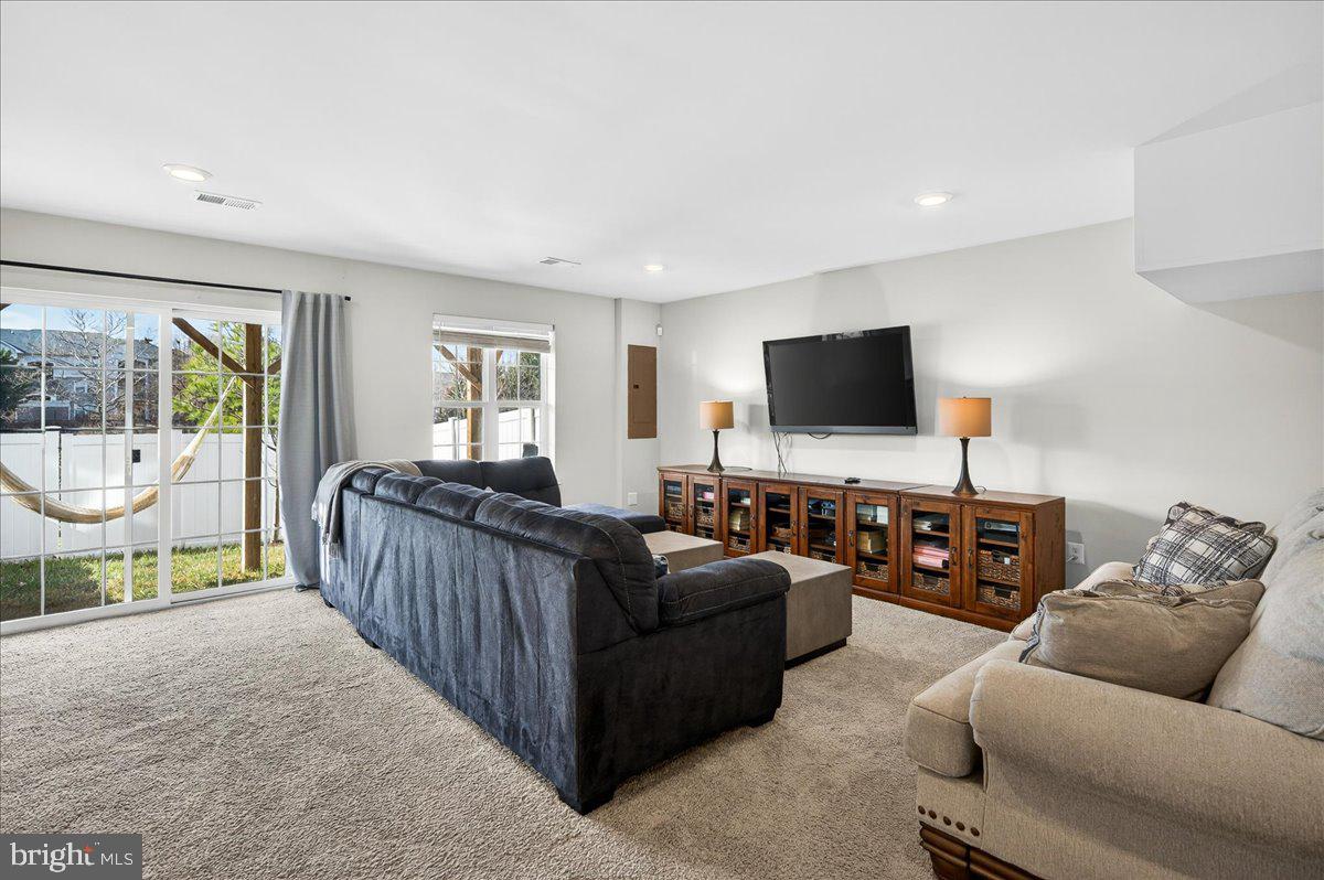 7452 WILMER WAY, MANASSAS, Virginia 20109, 3 Bedrooms Bedrooms, ,3 BathroomsBathrooms,Residential,For sale,7452 WILMER WAY,VAPW2110468 MLS # VAPW2110468