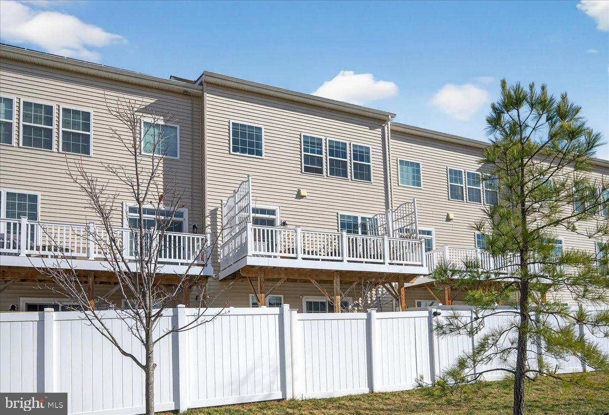 7452 WILMER WAY, MANASSAS, Virginia 20109, 3 Bedrooms Bedrooms, ,3 BathroomsBathrooms,Residential,For sale,7452 WILMER WAY,VAPW2110468 MLS # VAPW2110468