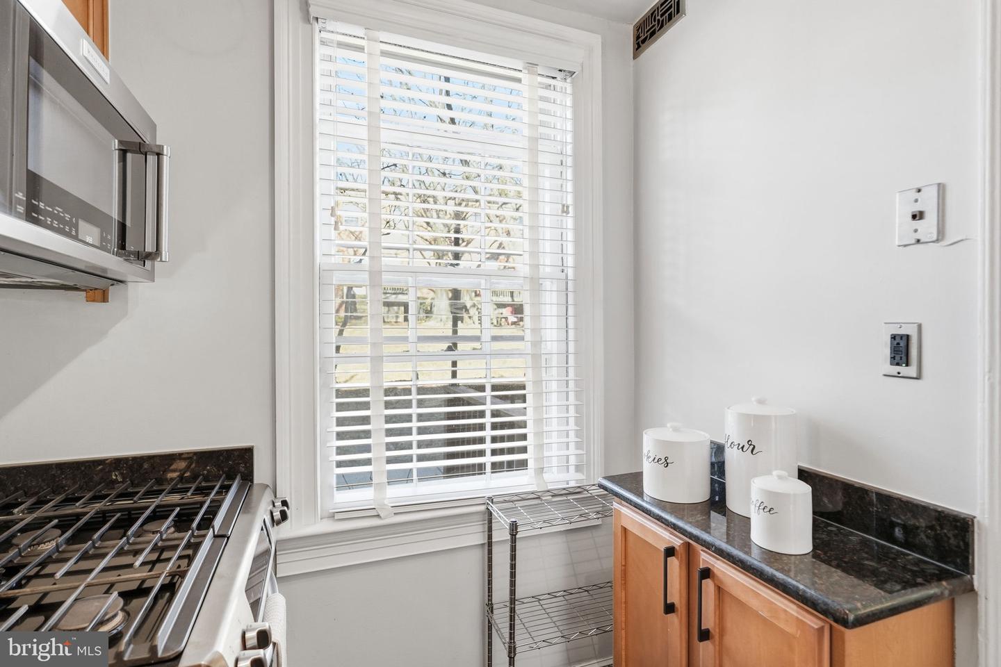 1401 S BARTON ST #221, ARLINGTON, Virginia 22204, 2 Bedrooms Bedrooms, ,1 BathroomBathrooms,Residential,For sale,1401 S BARTON ST #221,VAAR2067712 MLS # VAAR2067712