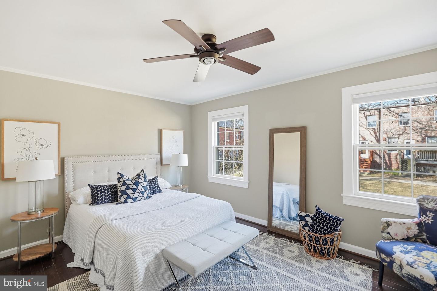 1401 S BARTON ST #221, ARLINGTON, Virginia 22204, 2 Bedrooms Bedrooms, ,1 BathroomBathrooms,Residential,For sale,1401 S BARTON ST #221,VAAR2067712 MLS # VAAR2067712