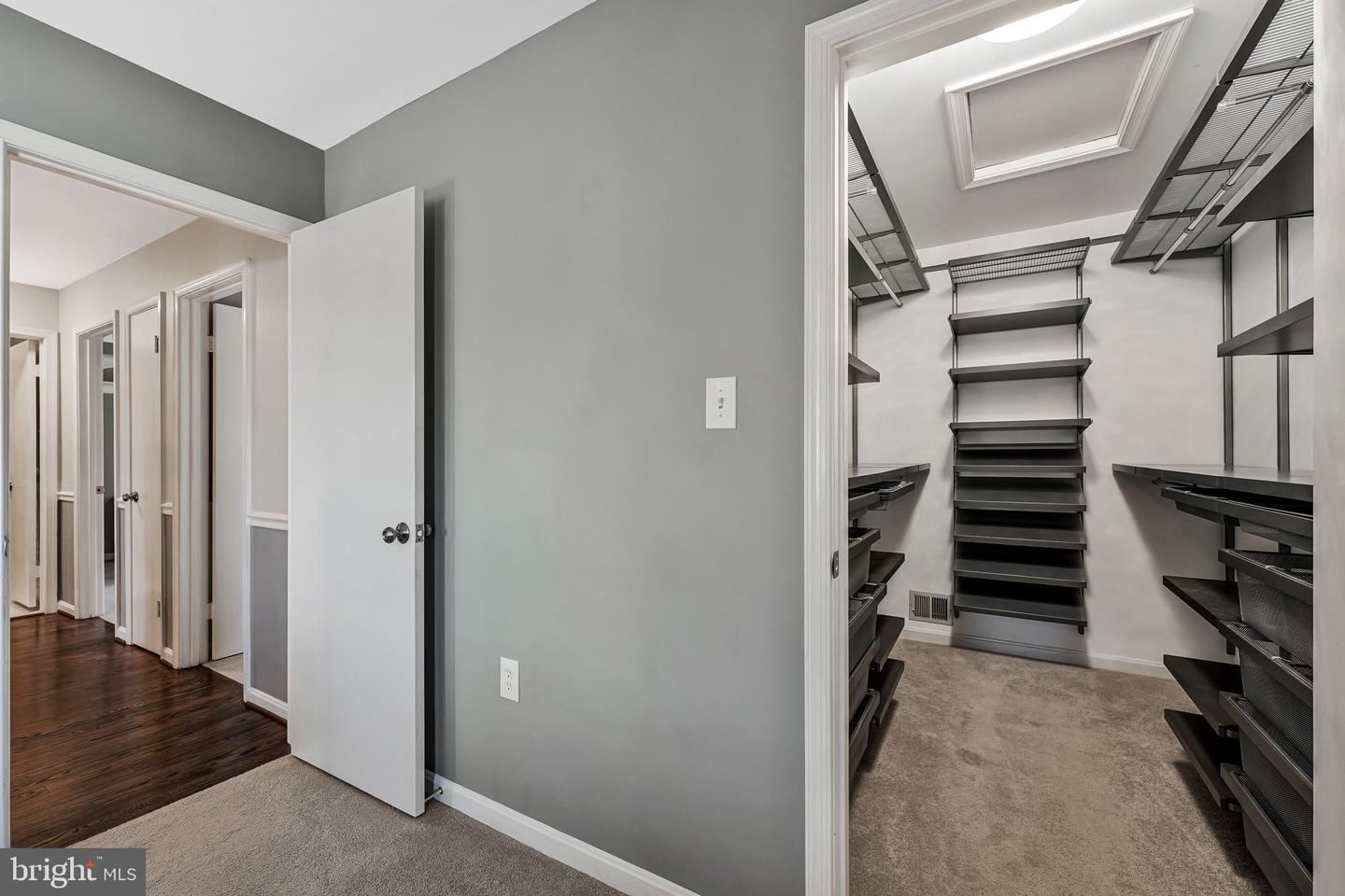 1606 BLACKSMITH LN, HERNDON, Virginia 20170, 4 Bedrooms Bedrooms, ,3 BathroomsBathrooms,Residential,For sale,1606 BLACKSMITH LN,VAFX2285634 MLS # VAFX2285634