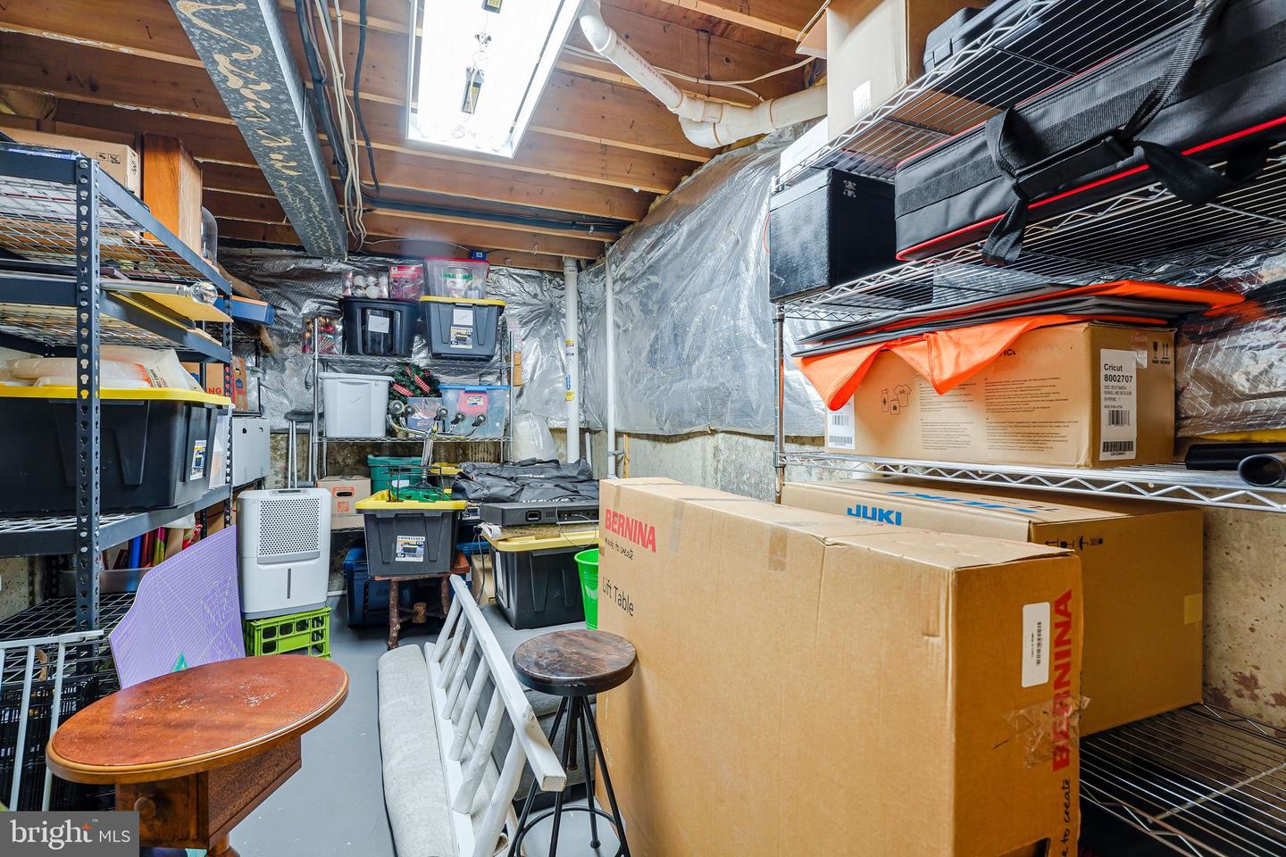 1606 BLACKSMITH LN, HERNDON, Virginia 20170, 4 Bedrooms Bedrooms, ,3 BathroomsBathrooms,Residential,For sale,1606 BLACKSMITH LN,VAFX2285634 MLS # VAFX2285634