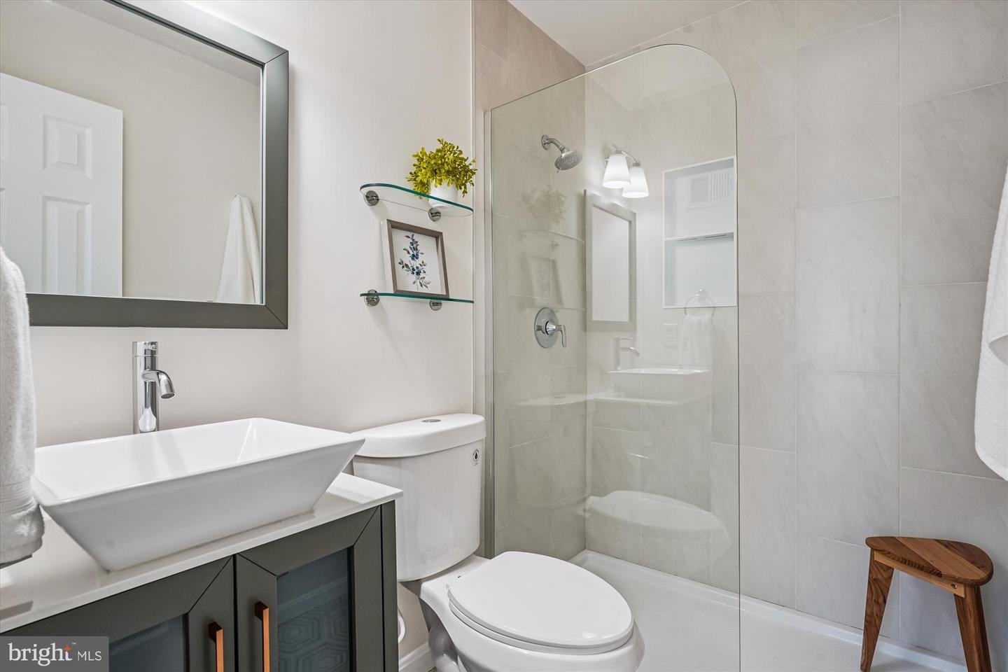 5146 SPRING BRANCH BLVD, DUMFRIES, Virginia 22025, 4 Bedrooms Bedrooms, ,3 BathroomsBathrooms,Residential,For sale,5146 SPRING BRANCH BLVD,VAPW2110542 MLS # VAPW2110542