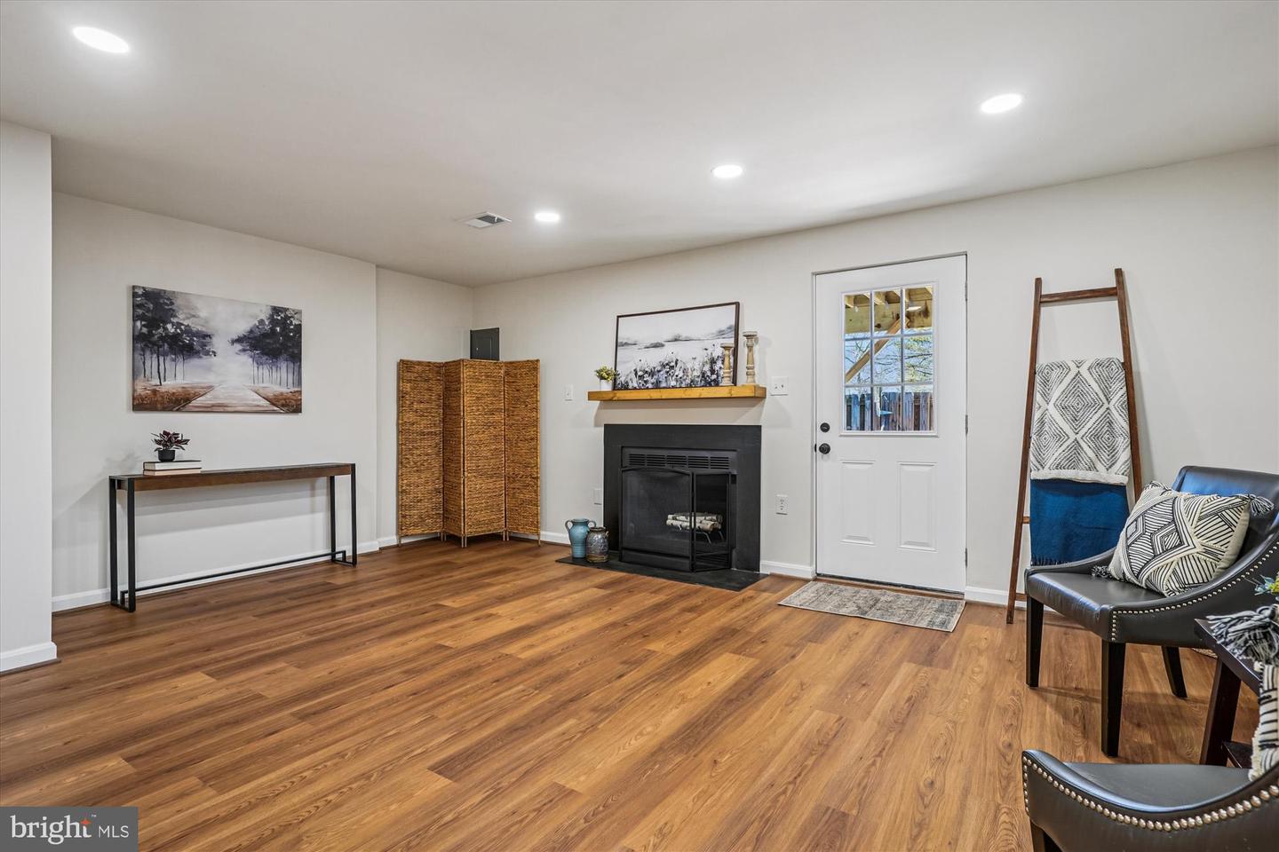 5146 SPRING BRANCH BLVD, DUMFRIES, Virginia 22025, 4 Bedrooms Bedrooms, ,3 BathroomsBathrooms,Residential,For sale,5146 SPRING BRANCH BLVD,VAPW2110542 MLS # VAPW2110542