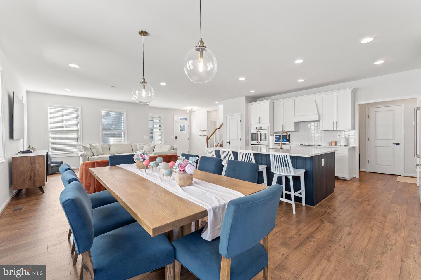 462 COASTAL AVE, STAFFORD, Virginia 22554, 5 Bedrooms Bedrooms, ,3 BathroomsBathrooms,Residential,For sale,462 COASTAL AVE,VAST2045260 MLS # VAST2045260