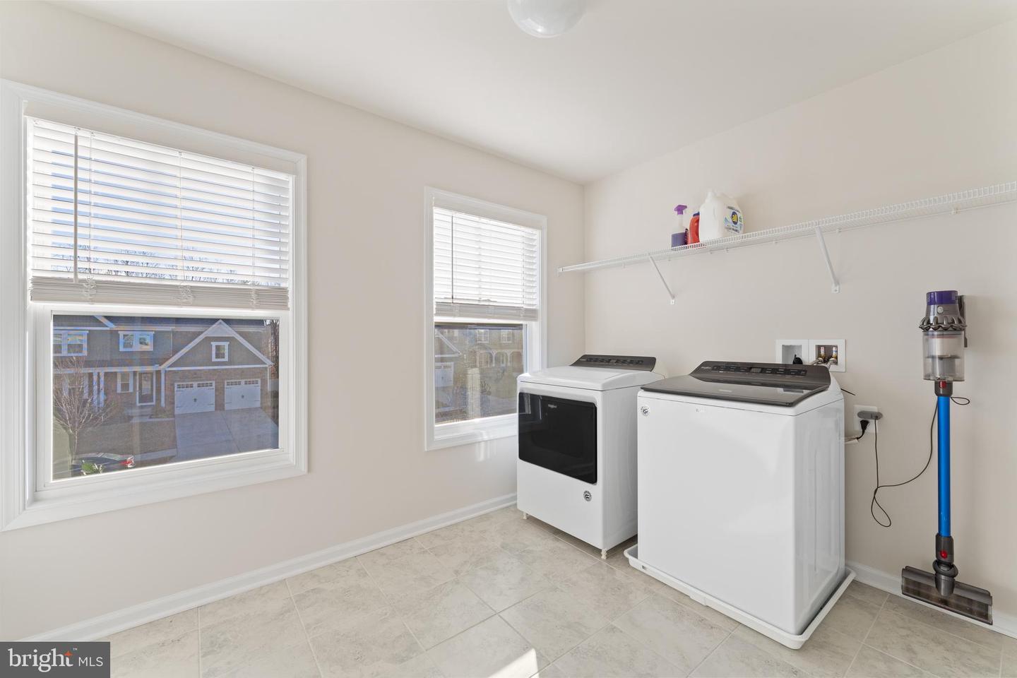 462 COASTAL AVE, STAFFORD, Virginia 22554, 5 Bedrooms Bedrooms, ,3 BathroomsBathrooms,Residential,For sale,462 COASTAL AVE,VAST2045260 MLS # VAST2045260