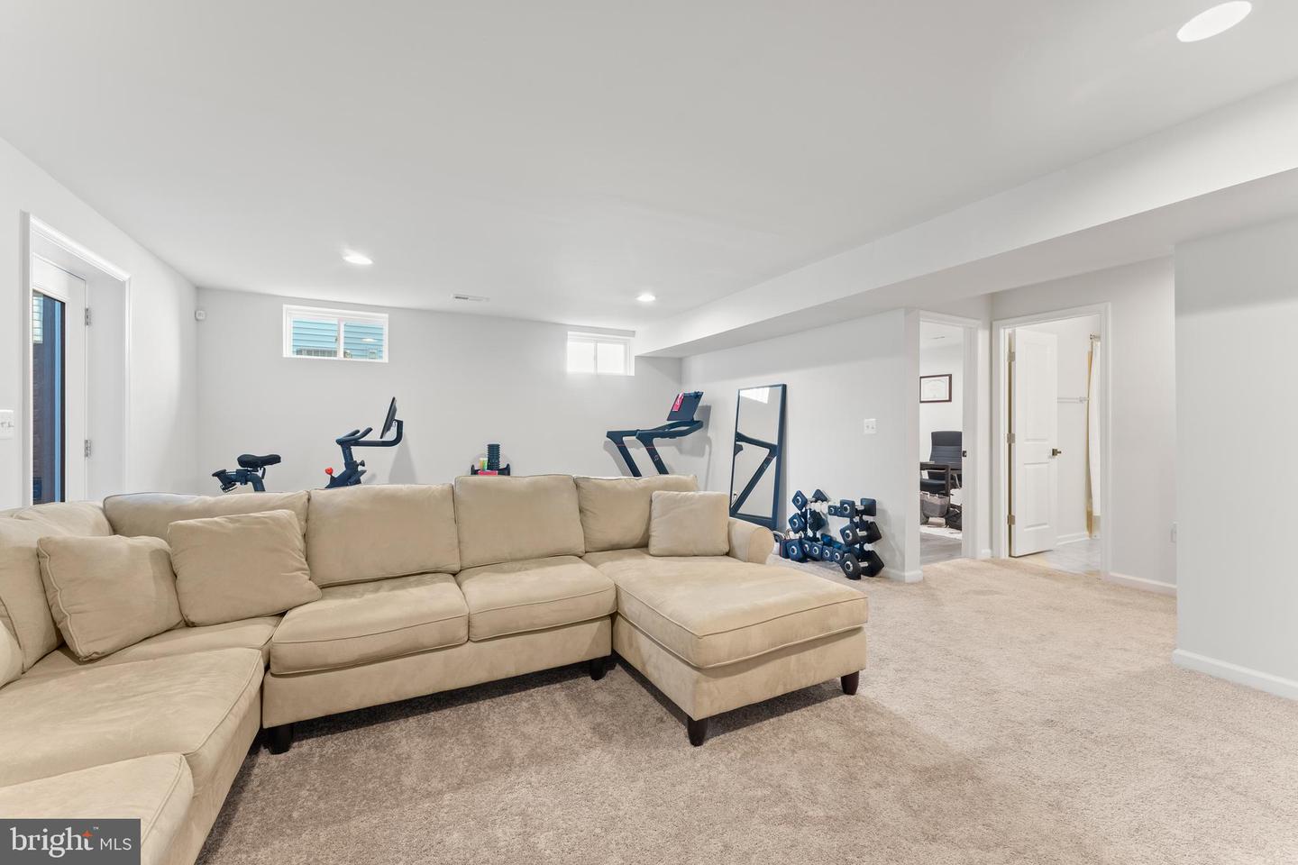 462 COASTAL AVE, STAFFORD, Virginia 22554, 5 Bedrooms Bedrooms, ,3 BathroomsBathrooms,Residential,For sale,462 COASTAL AVE,VAST2045260 MLS # VAST2045260