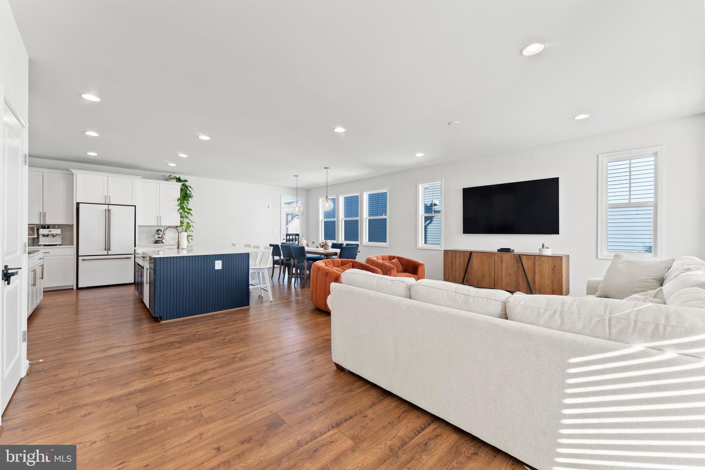 462 COASTAL AVE, STAFFORD, Virginia 22554, 5 Bedrooms Bedrooms, ,3 BathroomsBathrooms,Residential,For sale,462 COASTAL AVE,VAST2045260 MLS # VAST2045260