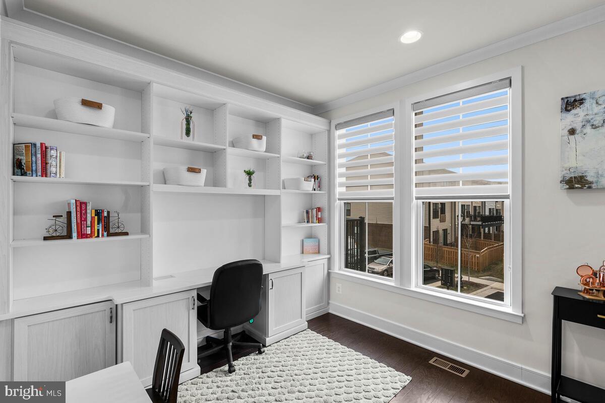 23049 COTTONWILLOW SQ, BRAMBLETON, Virginia 20148, 4 Bedrooms Bedrooms, ,3 BathroomsBathrooms,Residential,For sale,23049 COTTONWILLOW SQ,VALO2113978 MLS # VALO2113978 23049 COTTONWILLOW SQ, BRAMBLETON, Virginia 20148, 4 Bedrooms Bedrooms, ,3 BathroomsBathrooms,Residential,For sale,23049 COTTONWILLOW SQ,VALO2113978 MLS # VALO2113978