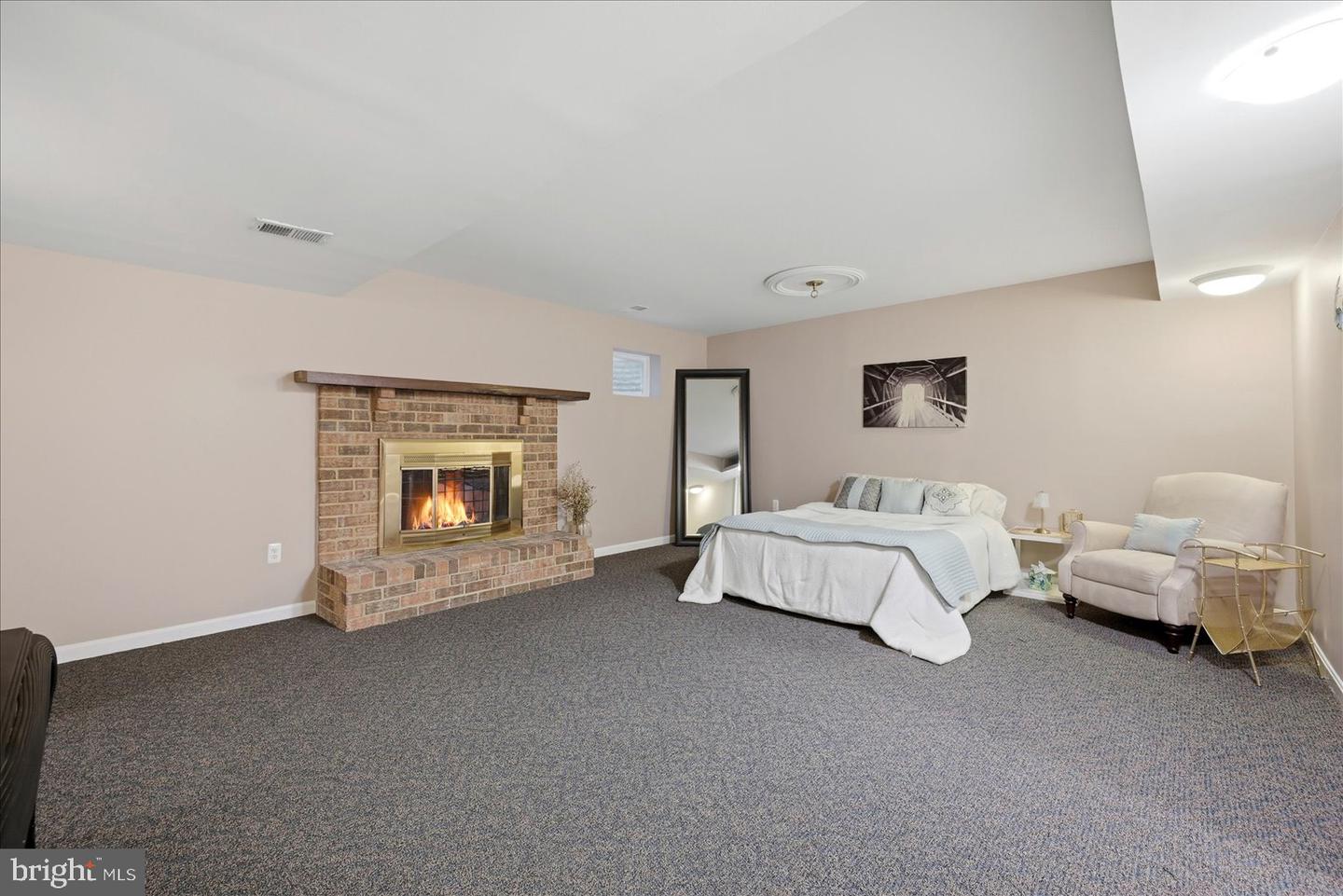 12215 HENDERSON RD, CLIFTON, Virginia 20124, 4 Bedrooms Bedrooms, ,3 BathroomsBathrooms,Residential,For sale,12215 HENDERSON RD,VAFX2285824 MLS # VAFX2285824 12215 HENDERSON RD, CLIFTON, Virginia 20124, 4 Bedrooms Bedrooms, ,3 BathroomsBathrooms,Residential,For sale,12215 HENDERSON RD,VAFX2285824 MLS # VAFX2285824