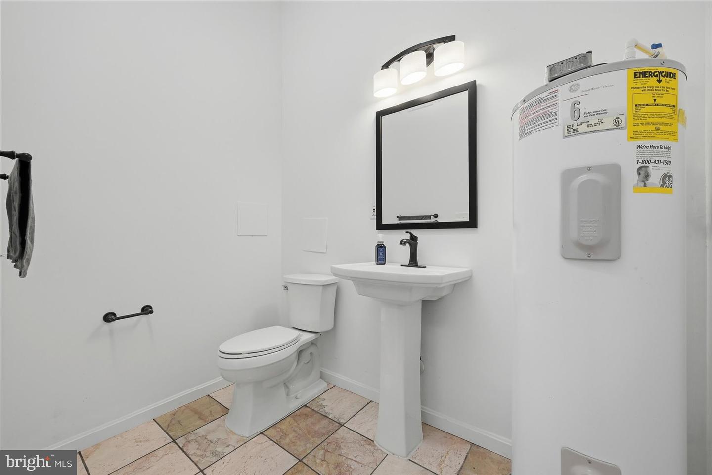 12215 HENDERSON RD, CLIFTON, Virginia 20124, 4 Bedrooms Bedrooms, ,3 BathroomsBathrooms,Residential,For sale,12215 HENDERSON RD,VAFX2285824 MLS # VAFX2285824 12215 HENDERSON RD, CLIFTON, Virginia 20124, 4 Bedrooms Bedrooms, ,3 BathroomsBathrooms,Residential,For sale,12215 HENDERSON RD,VAFX2285824 MLS # VAFX2285824