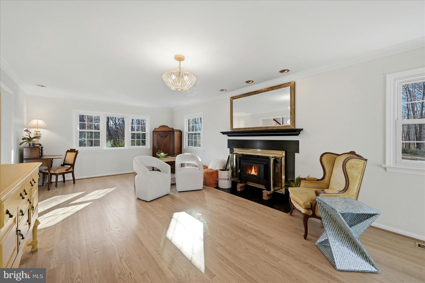 12215 HENDERSON RD, CLIFTON, Virginia 20124, 4 Bedrooms Bedrooms, ,3 BathroomsBathrooms,Residential,For sale,12215 HENDERSON RD,VAFX2285824 MLS # VAFX2285824 12215 HENDERSON RD, CLIFTON, Virginia 20124, 4 Bedrooms Bedrooms, ,3 BathroomsBathrooms,Residential,For sale,12215 HENDERSON RD,VAFX2285824 MLS # VAFX2285824