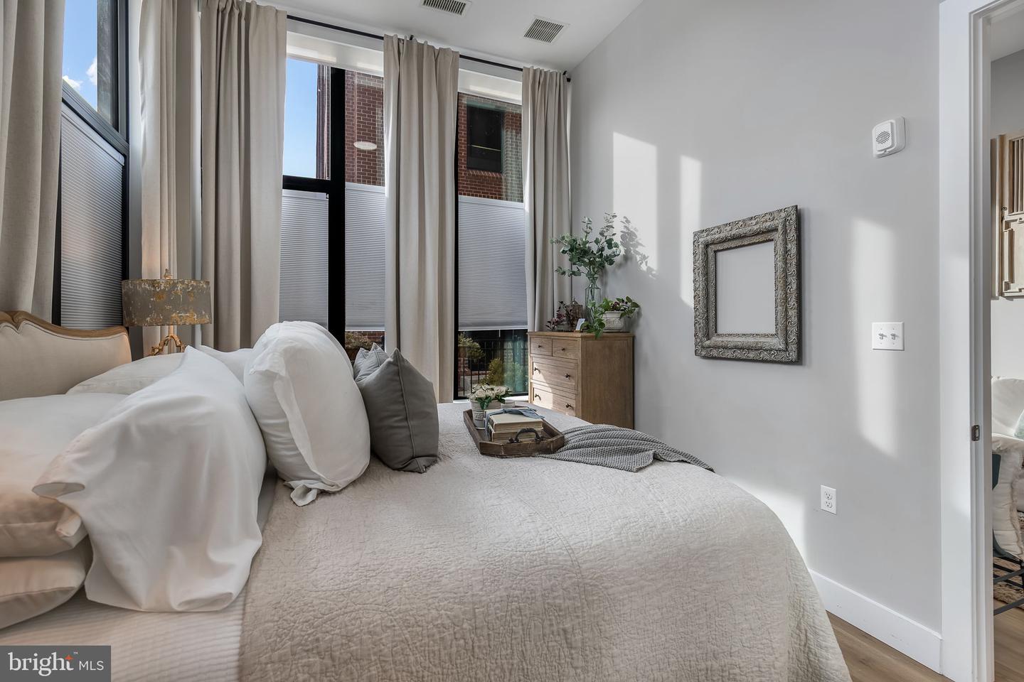 801 N FAIRFAX ST #142, ALEXANDRIA, Virginia 22314, 2 Bedrooms Bedrooms, ,2 BathroomsBathrooms,Residential,For sale,801 N FAIRFAX ST #142,VAAX2053178 MLS # VAAX2053178