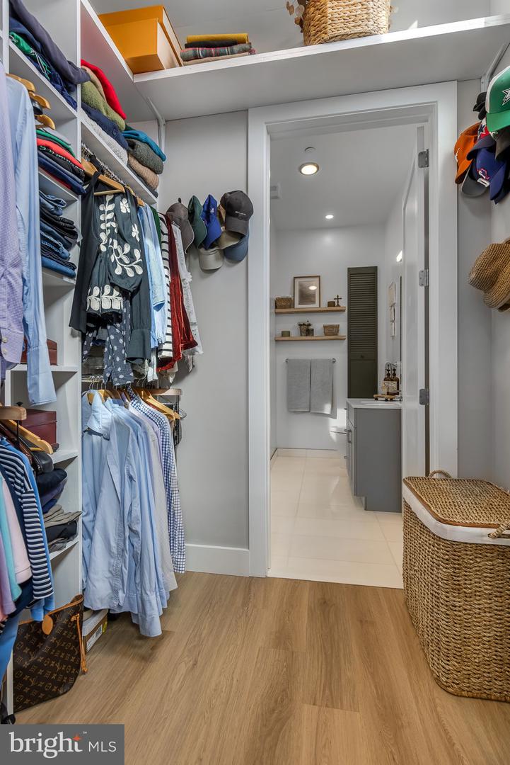 801 N FAIRFAX ST #142, ALEXANDRIA, Virginia 22314, 2 Bedrooms Bedrooms, ,2 BathroomsBathrooms,Residential,For sale,801 N FAIRFAX ST #142,VAAX2053178 MLS # VAAX2053178