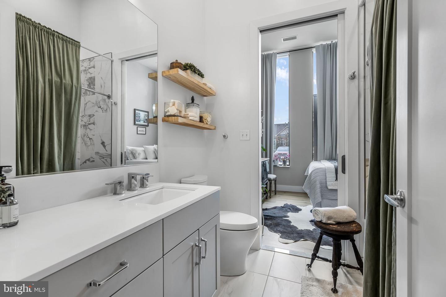 801 N FAIRFAX ST #142, ALEXANDRIA, Virginia 22314, 2 Bedrooms Bedrooms, ,2 BathroomsBathrooms,Residential,For sale,801 N FAIRFAX ST #142,VAAX2053178 MLS # VAAX2053178