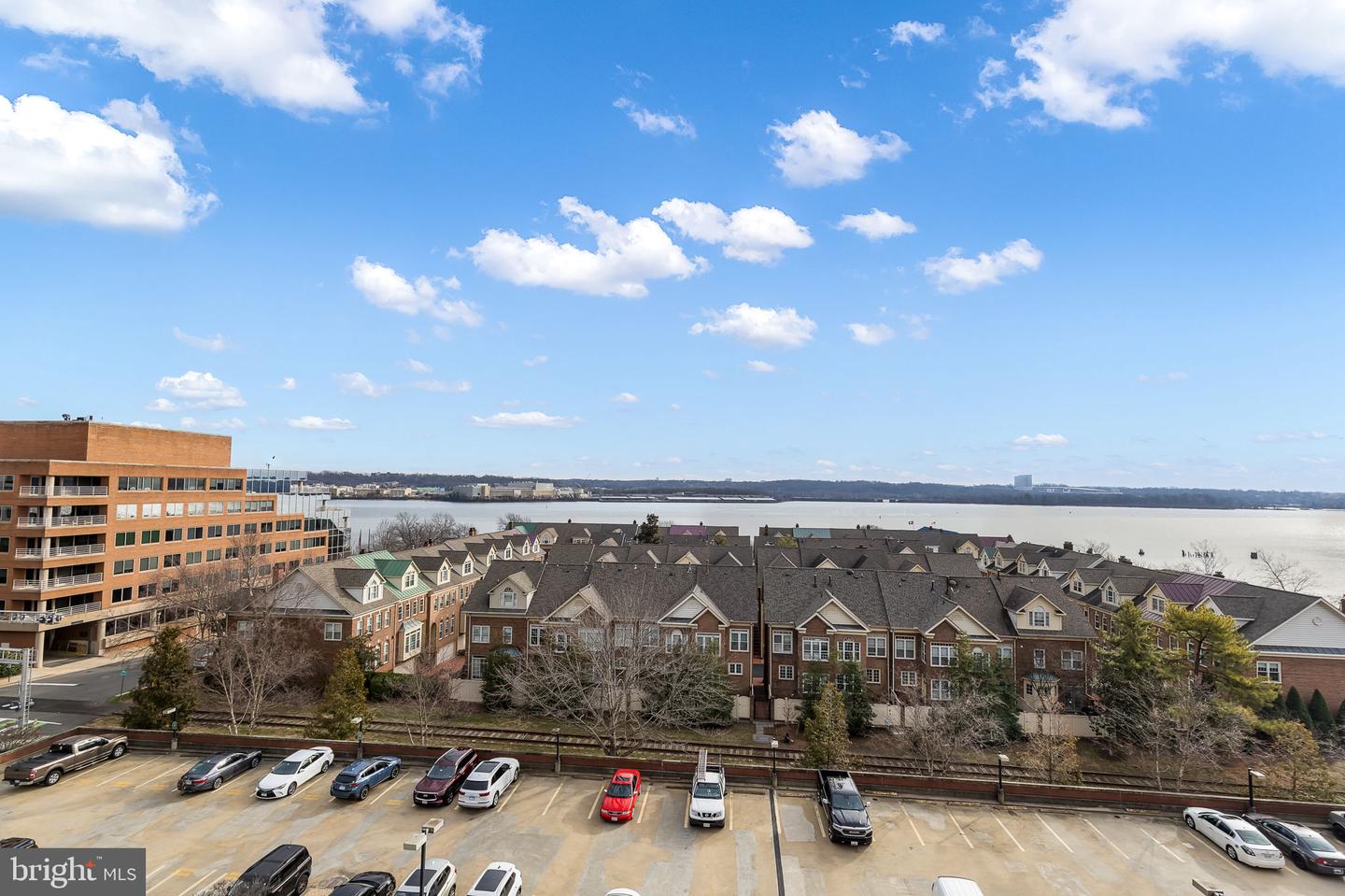 801 N FAIRFAX ST #142, ALEXANDRIA, Virginia 22314, 2 Bedrooms Bedrooms, ,2 BathroomsBathrooms,Residential,For sale,801 N FAIRFAX ST #142,VAAX2053178 MLS # VAAX2053178