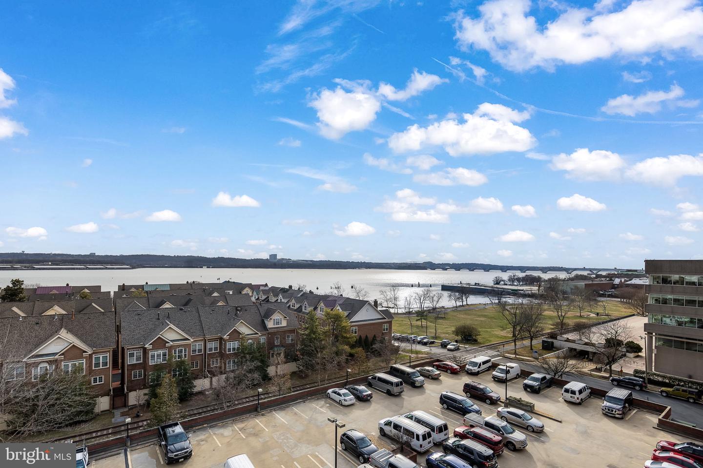 801 N FAIRFAX ST #142, ALEXANDRIA, Virginia 22314, 2 Bedrooms Bedrooms, ,2 BathroomsBathrooms,Residential,For sale,801 N FAIRFAX ST #142,VAAX2053178 MLS # VAAX2053178