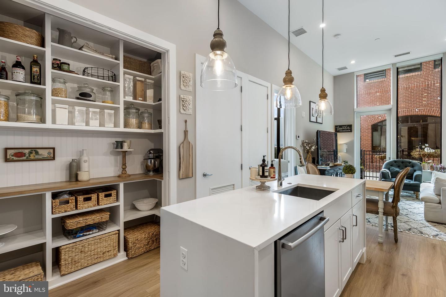 801 N FAIRFAX ST #142, ALEXANDRIA, Virginia 22314, 2 Bedrooms Bedrooms, ,2 BathroomsBathrooms,Residential,For sale,801 N FAIRFAX ST #142,VAAX2053178 MLS # VAAX2053178