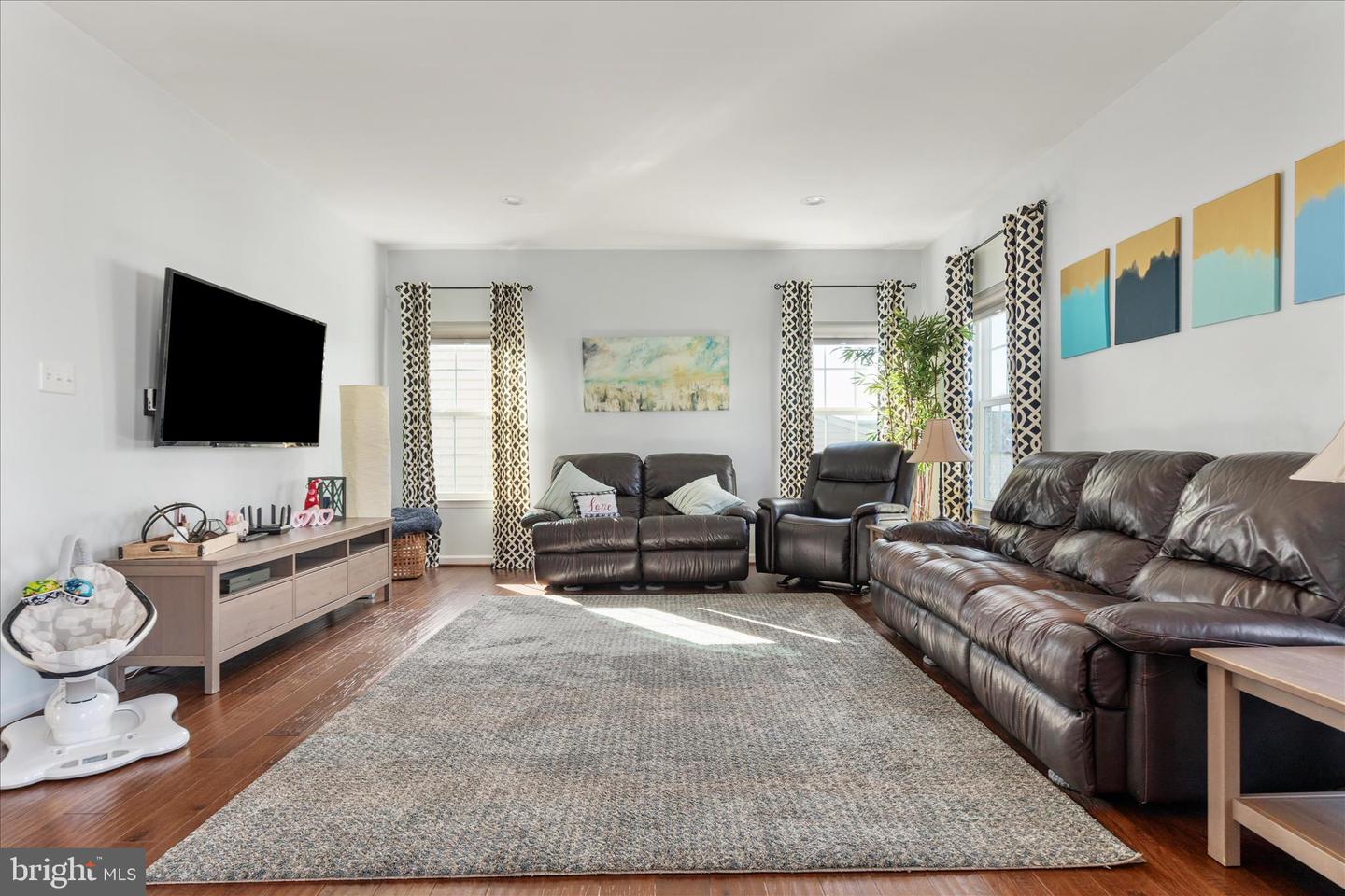 12 WILLIAM ALBERT WAY, LOVETTSVILLE, Virginia 20180, 4 Bedrooms Bedrooms, ,2 BathroomsBathrooms,Residential,For sale,12 WILLIAM ALBERT WAY,VALO2113988 MLS # VALO2113988