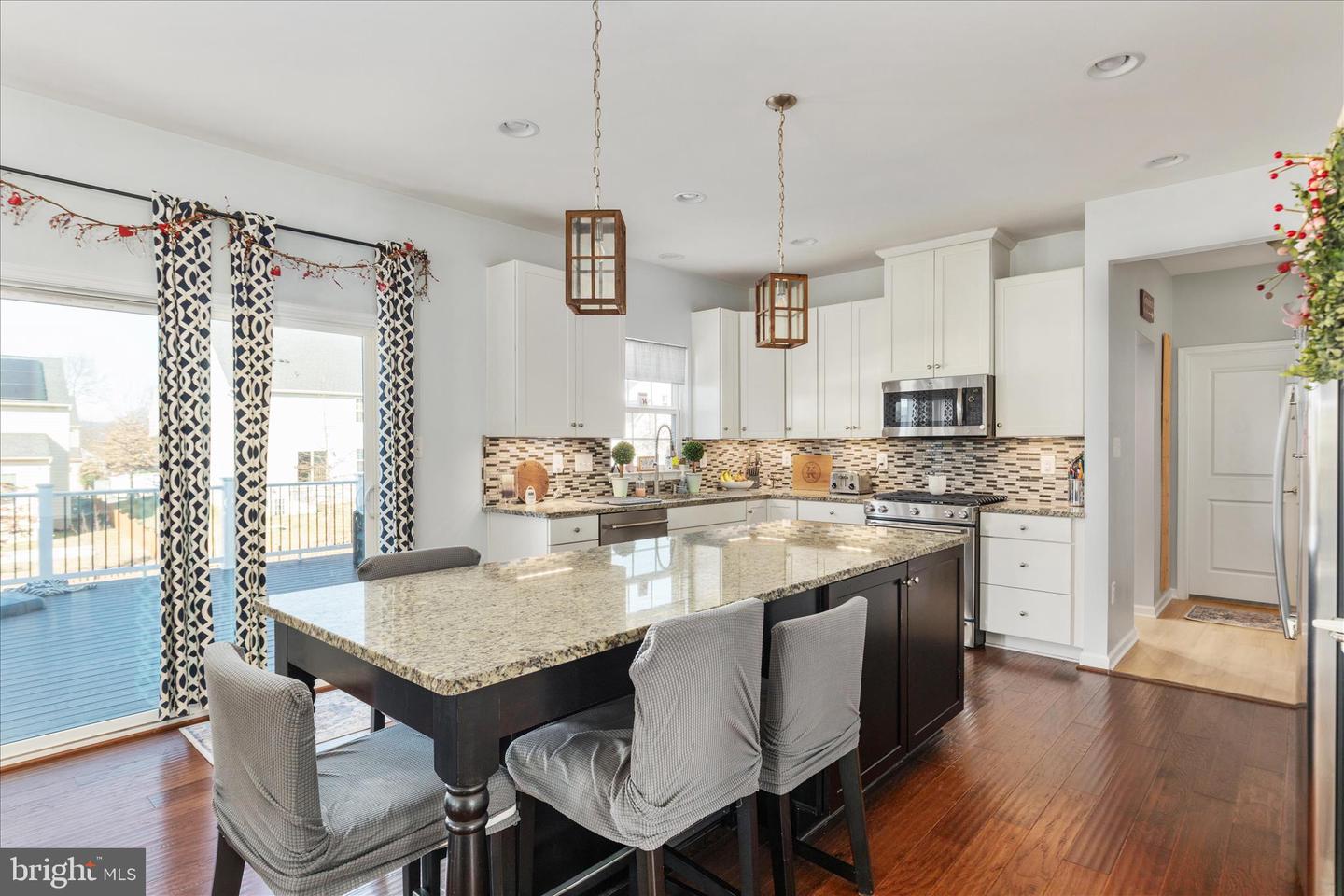 12 WILLIAM ALBERT WAY, LOVETTSVILLE, Virginia 20180, 4 Bedrooms Bedrooms, ,2 BathroomsBathrooms,Residential,For sale,12 WILLIAM ALBERT WAY,VALO2113988 MLS # VALO2113988