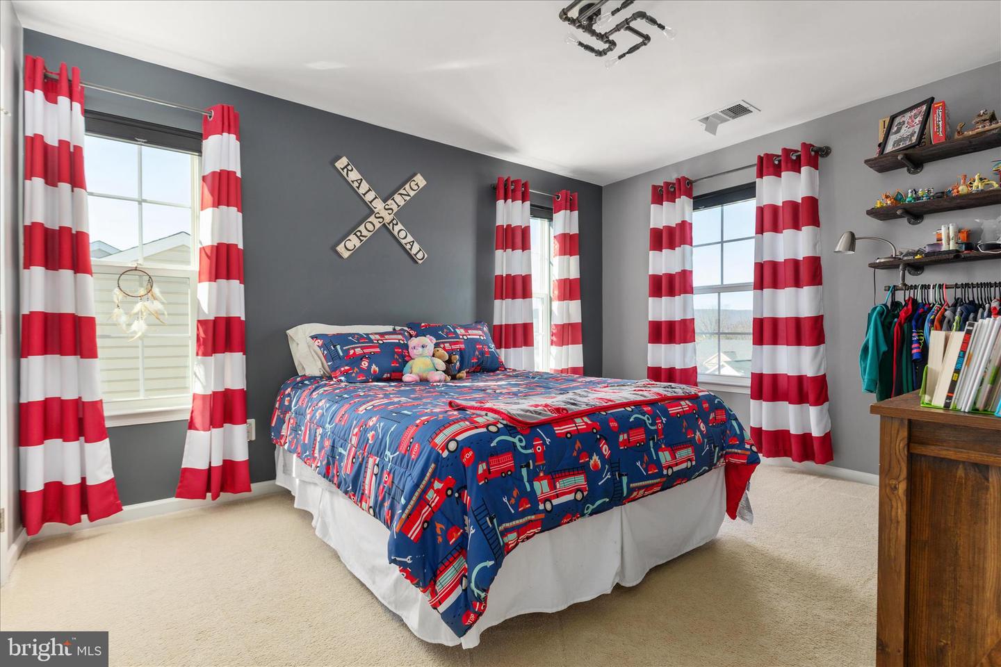 12 WILLIAM ALBERT WAY, LOVETTSVILLE, Virginia 20180, 4 Bedrooms Bedrooms, ,2 BathroomsBathrooms,Residential,For sale,12 WILLIAM ALBERT WAY,VALO2113988 MLS # VALO2113988