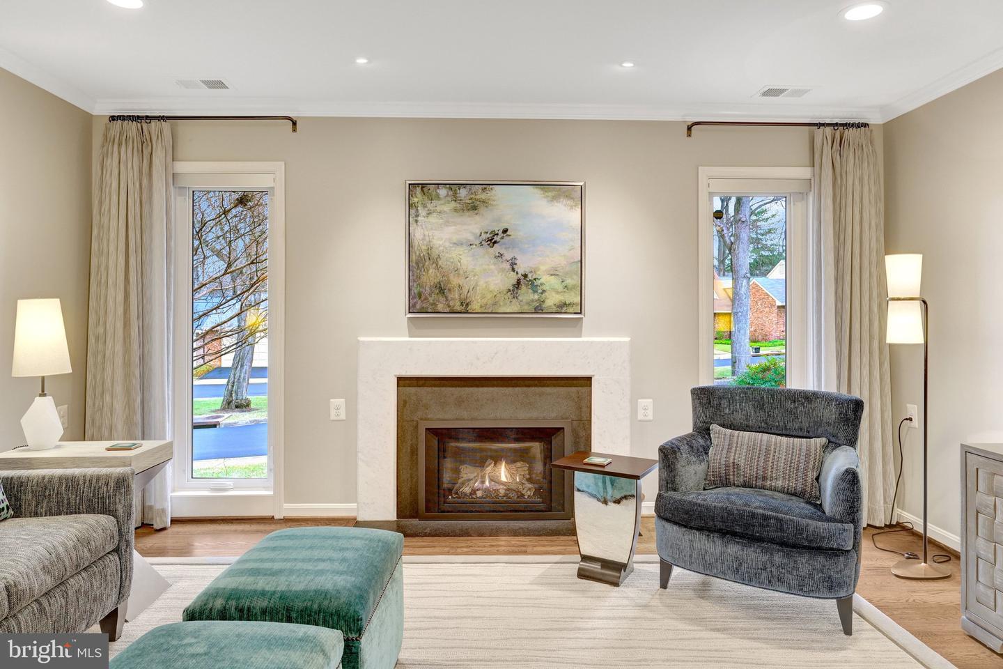 2806 OAKTON MANOR CT, OAKTON, Virginia 22124, 2 Bedrooms Bedrooms, ,2 BathroomsBathrooms,Residential,For sale,2806 OAKTON MANOR CT,VAFX2285852 MLS # VAFX2285852