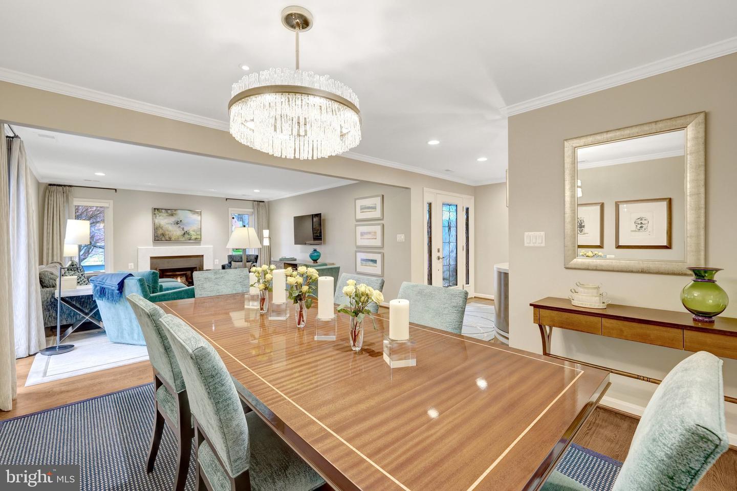 2806 OAKTON MANOR CT, OAKTON, Virginia 22124, 2 Bedrooms Bedrooms, ,2 BathroomsBathrooms,Residential,For sale,2806 OAKTON MANOR CT,VAFX2285852 MLS # VAFX2285852