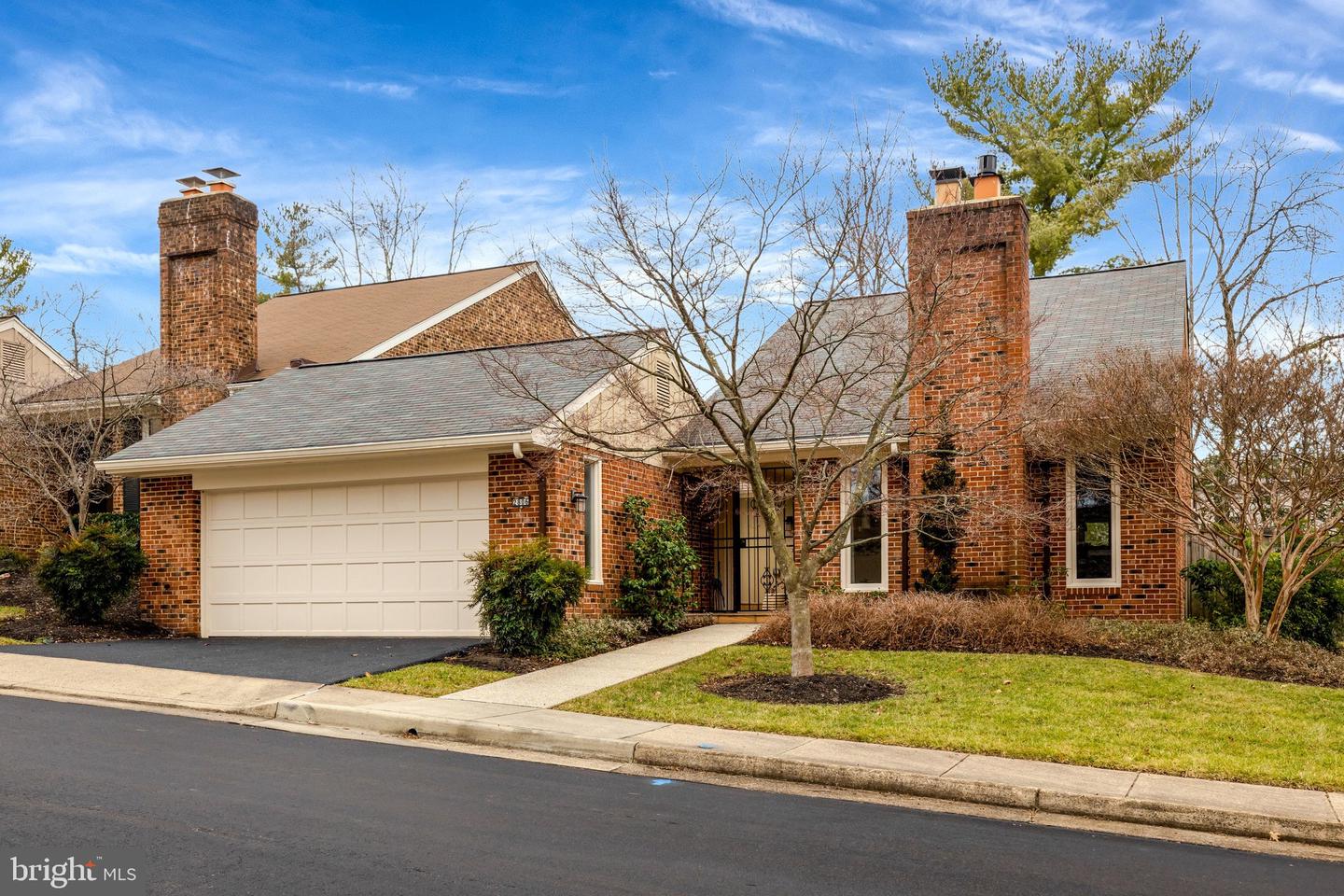 2806 OAKTON MANOR CT, OAKTON, Virginia 22124, 2 Bedrooms Bedrooms, ,2 BathroomsBathrooms,Residential,For sale,2806 OAKTON MANOR CT,VAFX2285852 MLS # VAFX2285852