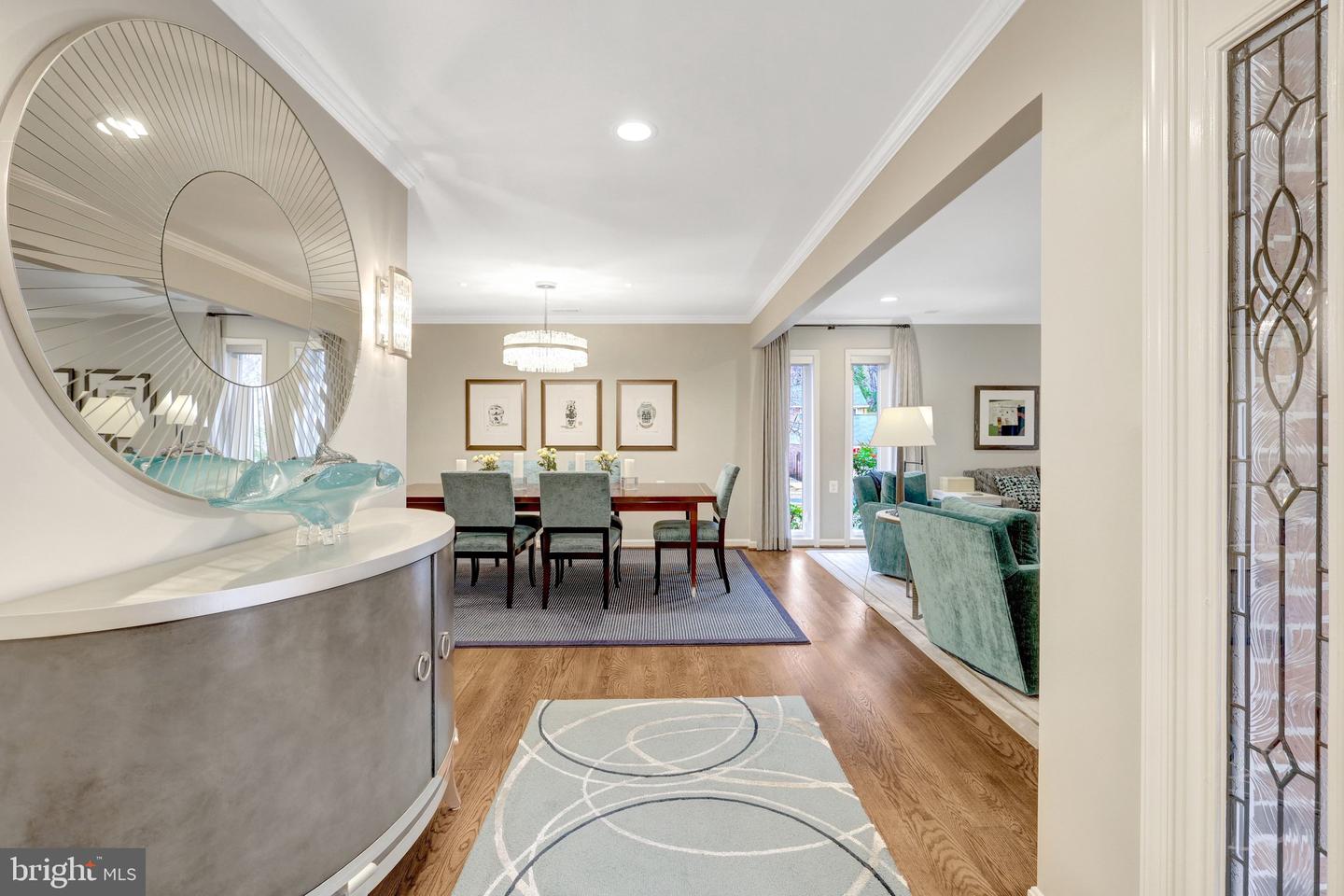 2806 OAKTON MANOR CT, OAKTON, Virginia 22124, 2 Bedrooms Bedrooms, ,2 BathroomsBathrooms,Residential,For sale,2806 OAKTON MANOR CT,VAFX2285852 MLS # VAFX2285852