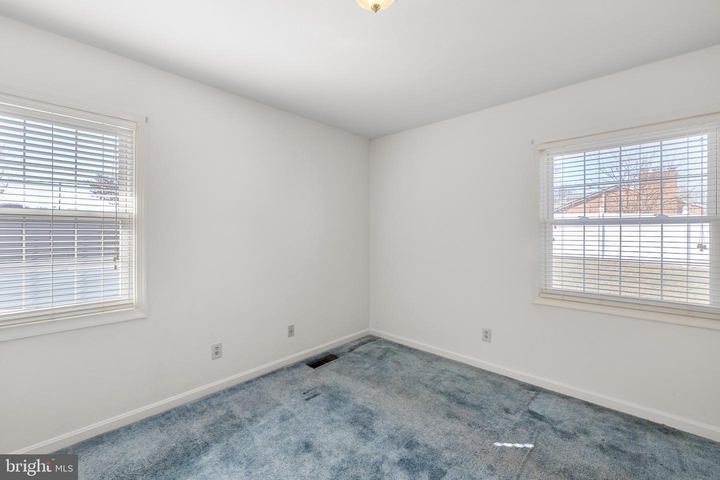 945 ALLEN DR, WINCHESTER, Virginia 22601, 3 Bedrooms Bedrooms, 5 Rooms Rooms,2 BathroomsBathrooms,Residential,For sale,945 ALLEN DR,VAWI2009776 MLS # VAWI2009776