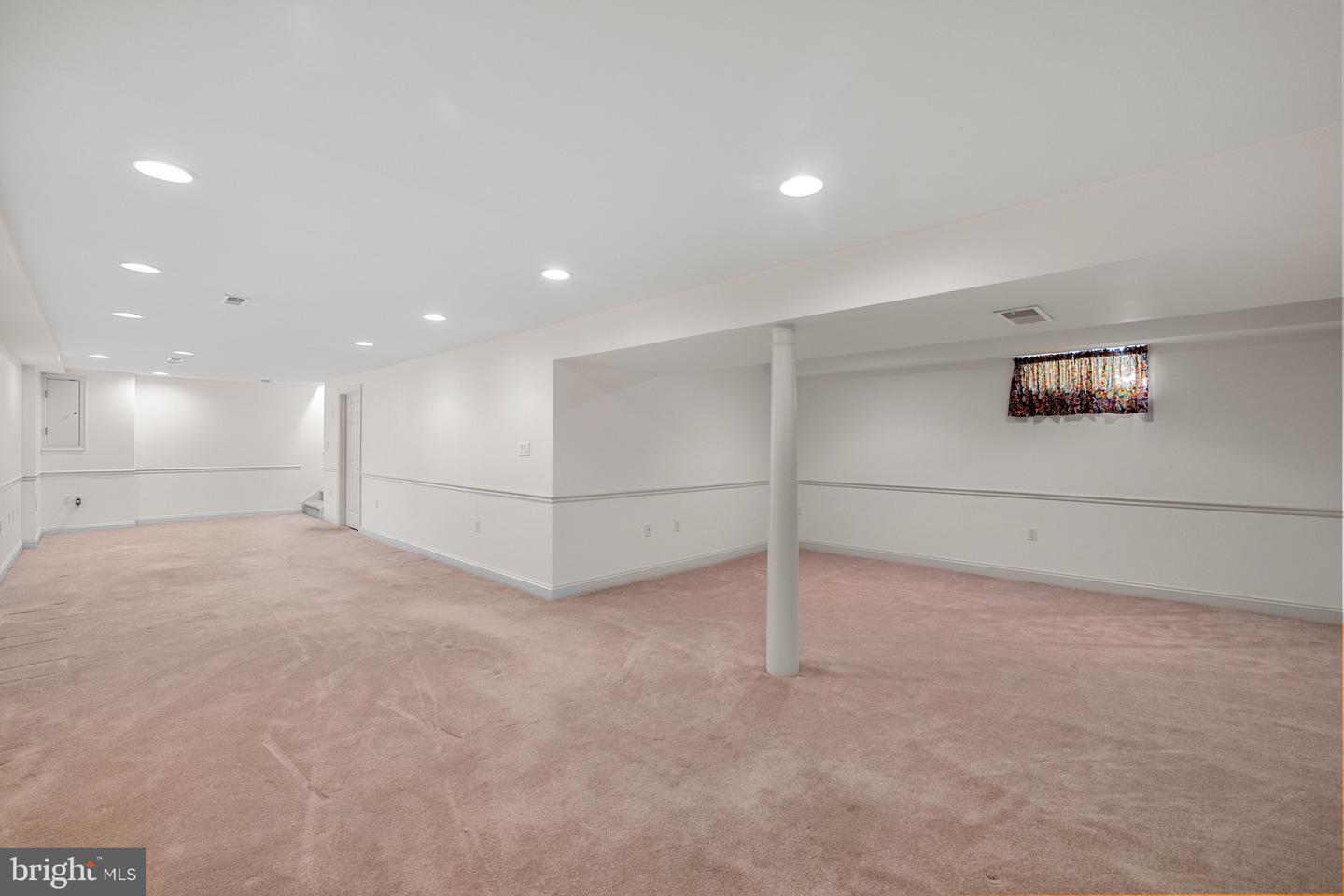 945 ALLEN DR, WINCHESTER, Virginia 22601, 3 Bedrooms Bedrooms, 5 Rooms Rooms,2 BathroomsBathrooms,Residential,For sale,945 ALLEN DR,VAWI2009776 MLS # VAWI2009776