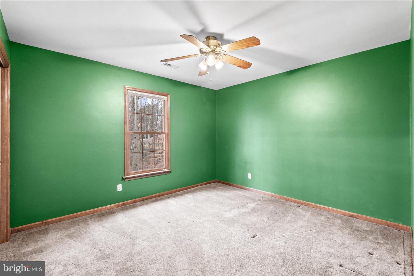 10628 CHESTERWOOD DR, SPOTSYLVANIA, Virginia 22553, 4 Bedrooms Bedrooms, ,3 BathroomsBathrooms,Residential,For sale,10628 CHESTERWOOD DR,VASP2038676 MLS # VASP2038676