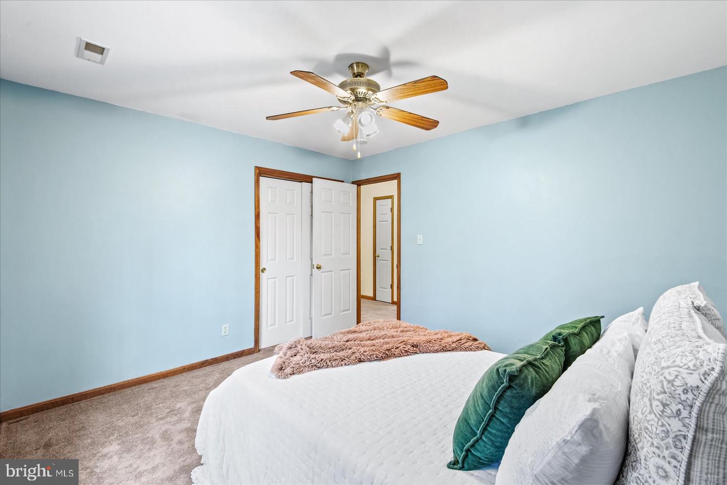 10628 CHESTERWOOD DR, SPOTSYLVANIA, Virginia 22553, 4 Bedrooms Bedrooms, ,3 BathroomsBathrooms,Residential,For sale,10628 CHESTERWOOD DR,VASP2038676 MLS # VASP2038676