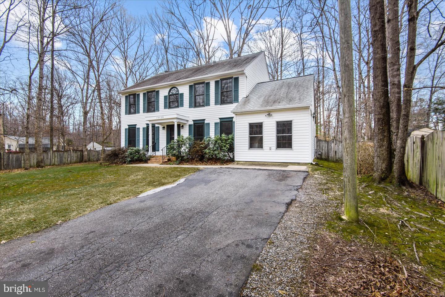 10628 CHESTERWOOD DR, SPOTSYLVANIA, Virginia 22553, 4 Bedrooms Bedrooms, ,3 BathroomsBathrooms,Residential,For sale,10628 CHESTERWOOD DR,VASP2038676 MLS # VASP2038676