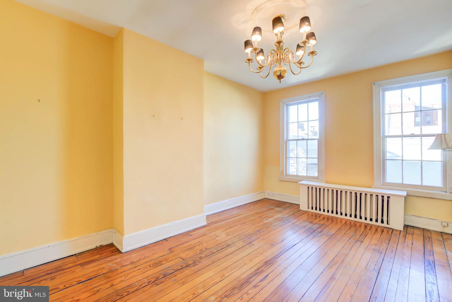 602 EAST CAPITOL ST NE, WASHINGTON, District Of Columbia 20003, 5 Bedrooms Bedrooms, ,3 BathroomsBathrooms,Residential,For sale,602 EAST CAPITOL ST NE,DCDC2241528 MLS # DCDC2241528