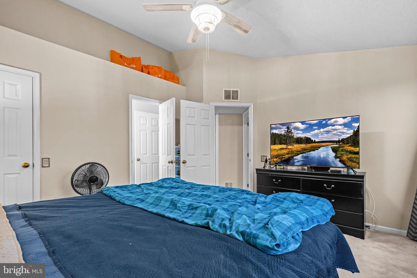 8073 STONEWALL BRIGADE CT, MANASSAS, Virginia 20109, 2 Bedrooms Bedrooms, ,1 BathroomBathrooms,Residential,For sale,8073 STONEWALL BRIGADE CT,VAPW2110606 MLS # VAPW2110606