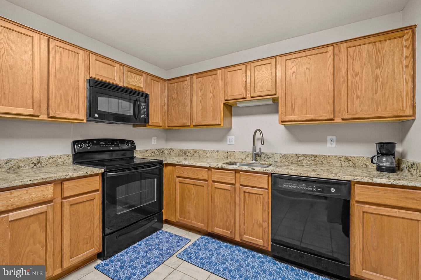 8073 STONEWALL BRIGADE CT, MANASSAS, Virginia 20109, 2 Bedrooms Bedrooms, ,1 BathroomBathrooms,Residential,For sale,8073 STONEWALL BRIGADE CT,VAPW2110606 MLS # VAPW2110606