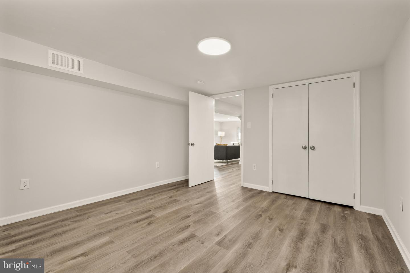 6112 PAULONIA RD, ALEXANDRIA, Virginia 22310, 4 Bedrooms Bedrooms, ,2 BathroomsBathrooms,Residential,For sale,6112 PAULONIA RD,VAFX2286032 MLS # VAFX2286032