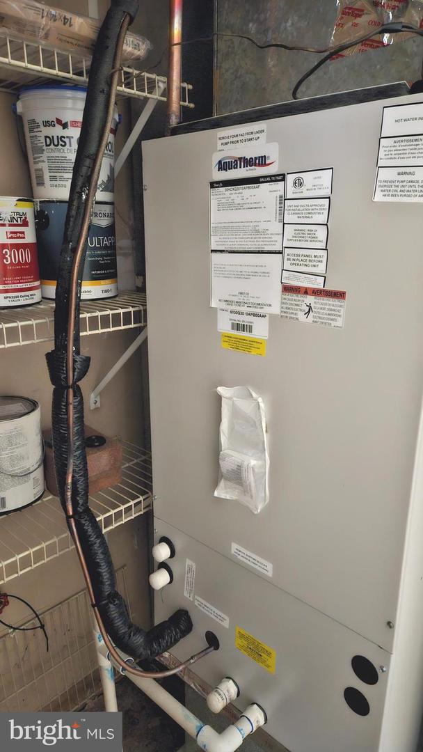 10715 GRETA LYNN CT, FREDERICKSBURG, Virginia 22407, 3 Bedrooms Bedrooms, ,2 BathroomsBathrooms,Residential,For sale,10715 GRETA LYNN CT,VASP2038694 MLS # VASP2038694