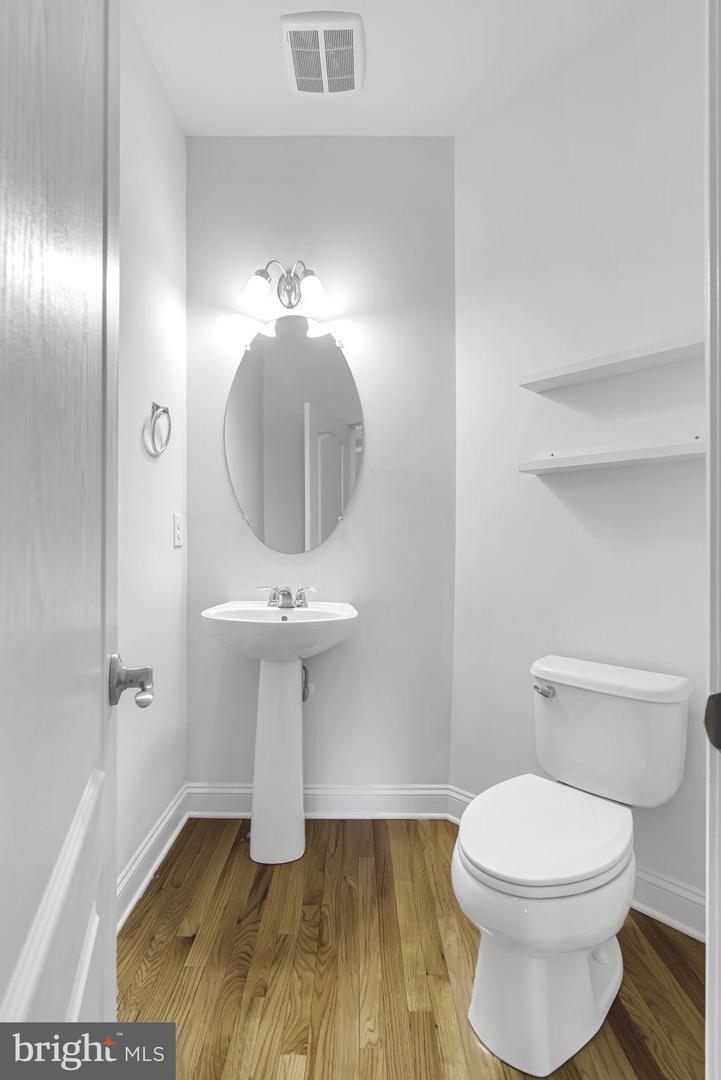 40560 ALDIE SPRINGS DR, ALDIE, Virginia 20105, 5 Bedrooms Bedrooms, ,4 BathroomsBathrooms,Residential,For sale,40560 ALDIE SPRINGS DR,VALO2114108 MLS # VALO2114108