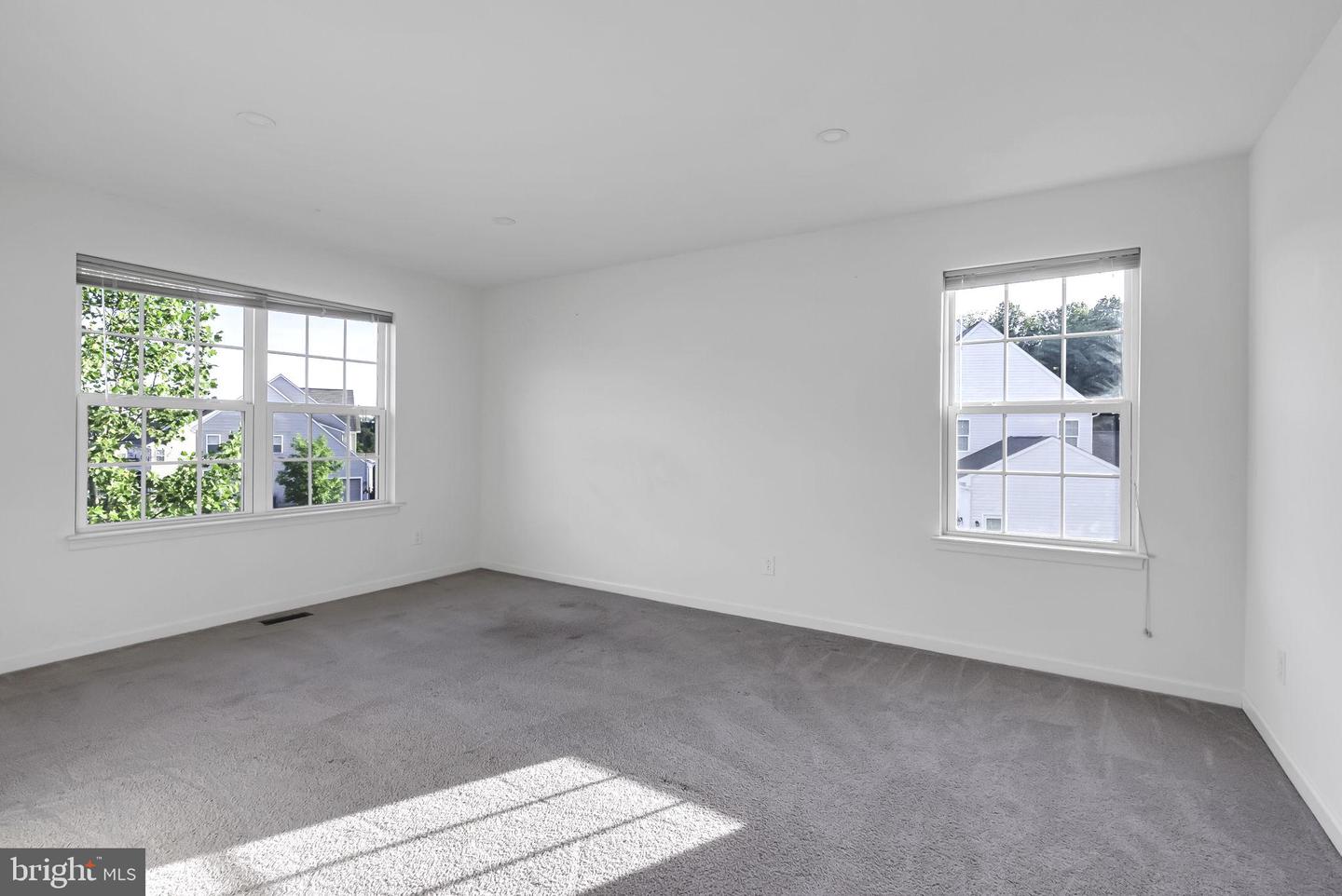 40560 ALDIE SPRINGS DR, ALDIE, Virginia 20105, 5 Bedrooms Bedrooms, ,4 BathroomsBathrooms,Residential,For sale,40560 ALDIE SPRINGS DR,VALO2114108 MLS # VALO2114108