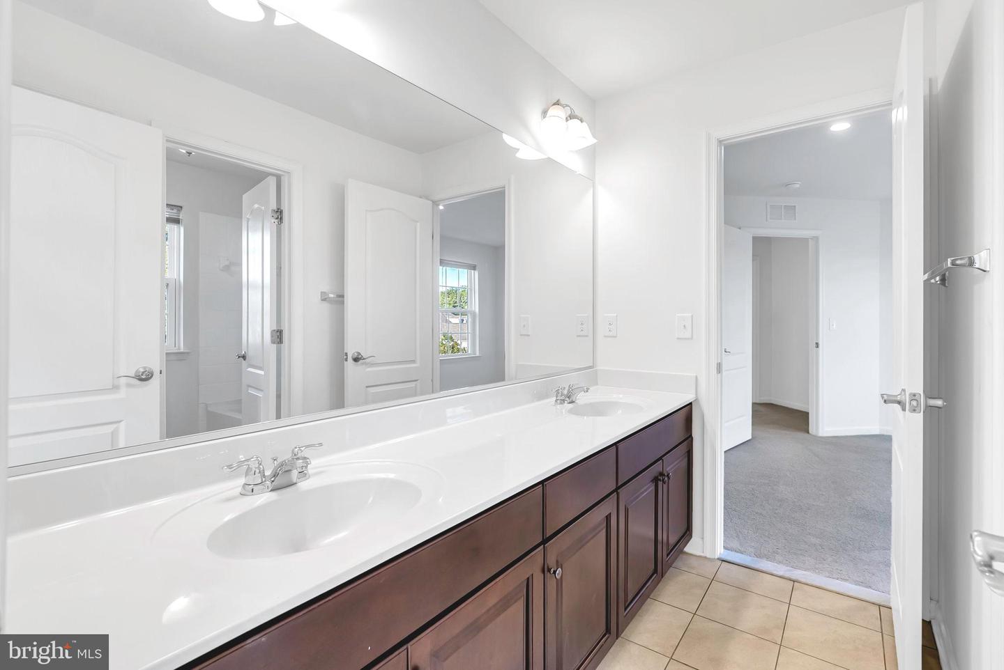 40560 ALDIE SPRINGS DR, ALDIE, Virginia 20105, 5 Bedrooms Bedrooms, ,4 BathroomsBathrooms,Residential,For sale,40560 ALDIE SPRINGS DR,VALO2114108 MLS # VALO2114108