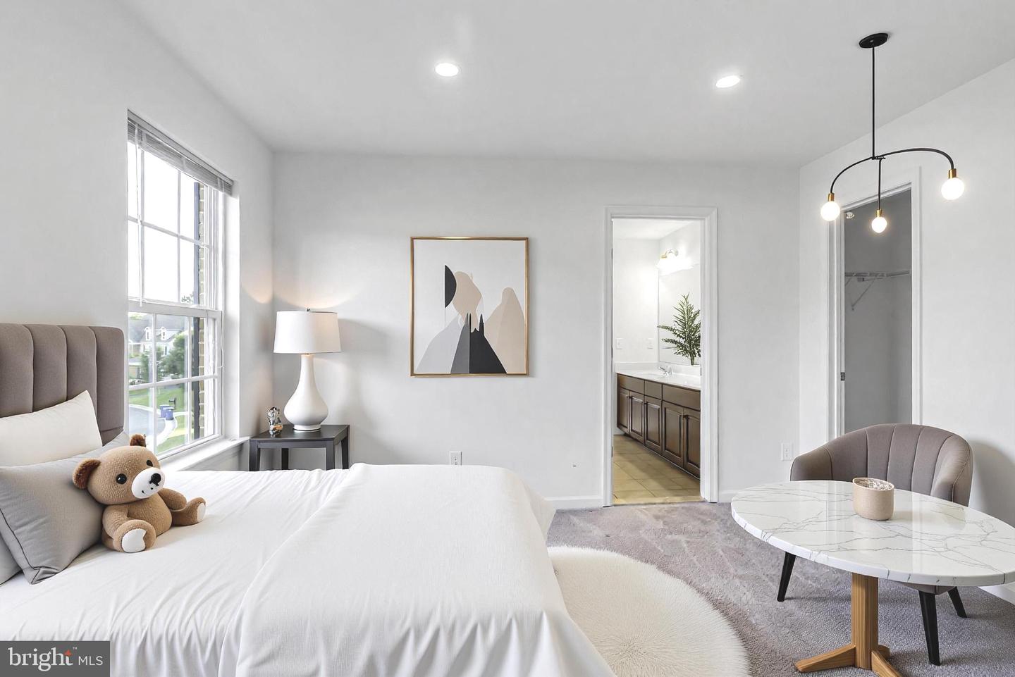 40560 ALDIE SPRINGS DR, ALDIE, Virginia 20105, 5 Bedrooms Bedrooms, ,4 BathroomsBathrooms,Residential,For sale,40560 ALDIE SPRINGS DR,VALO2114108 MLS # VALO2114108