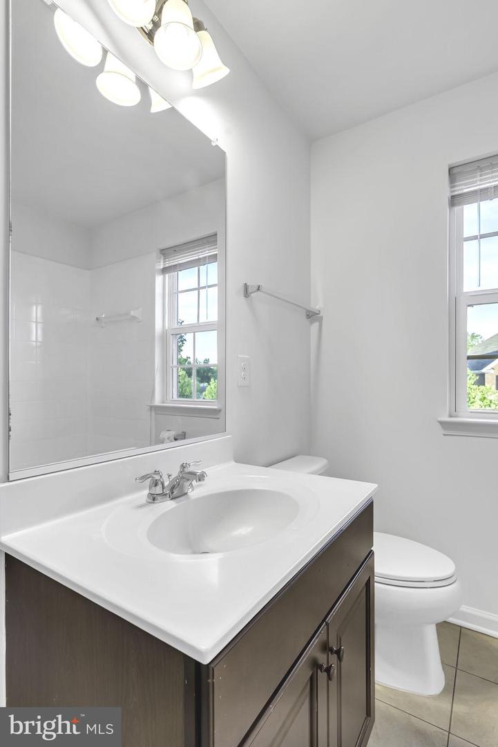 40560 ALDIE SPRINGS DR, ALDIE, Virginia 20105, 5 Bedrooms Bedrooms, ,4 BathroomsBathrooms,Residential,For sale,40560 ALDIE SPRINGS DR,VALO2114108 MLS # VALO2114108