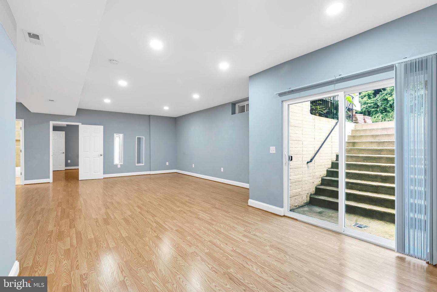 40560 ALDIE SPRINGS DR, ALDIE, Virginia 20105, 5 Bedrooms Bedrooms, ,4 BathroomsBathrooms,Residential,For sale,40560 ALDIE SPRINGS DR,VALO2114108 MLS # VALO2114108