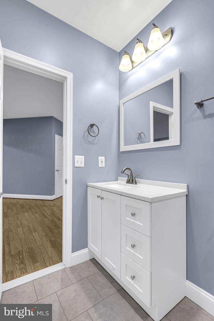 40560 ALDIE SPRINGS DR, ALDIE, Virginia 20105, 5 Bedrooms Bedrooms, ,4 BathroomsBathrooms,Residential,For sale,40560 ALDIE SPRINGS DR,VALO2114108 MLS # VALO2114108